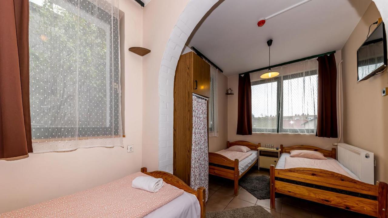 Csillagtura Panzio Bed & Breakfast เอ็กเกอร์ ภายนอก รูปภาพ